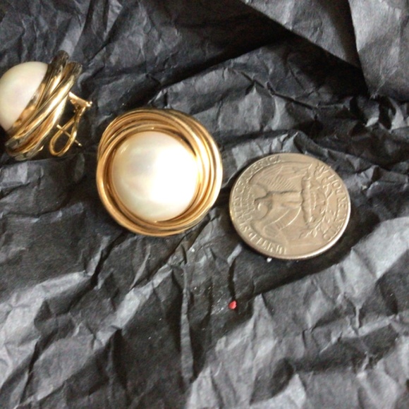 14K Mabe Pearl Earrings - Picture 4 of 7